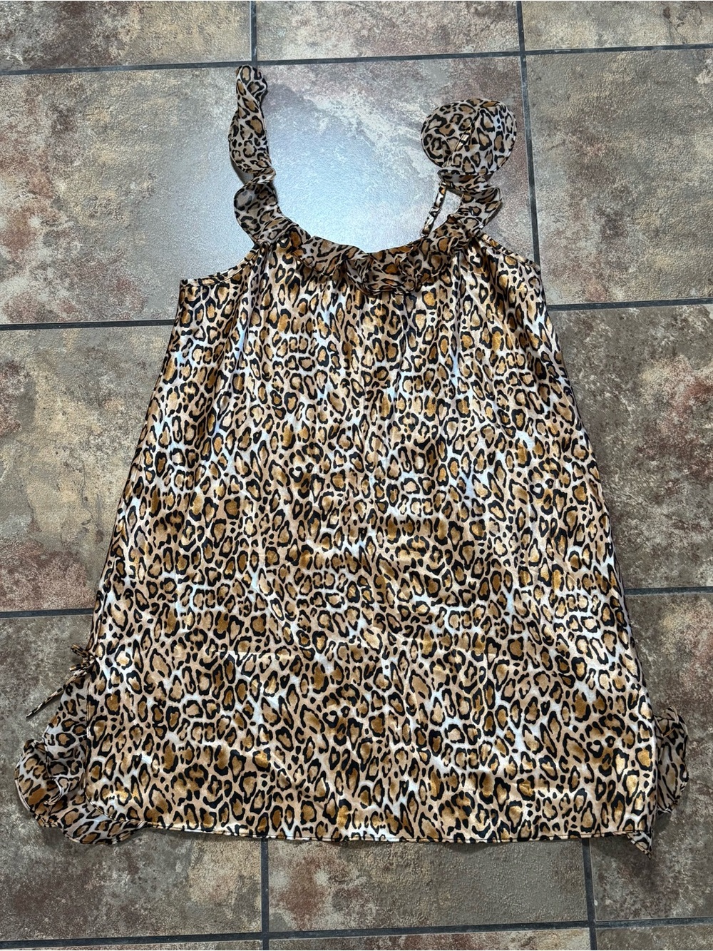 Morgan Taylor leopard print babydoll top in size S